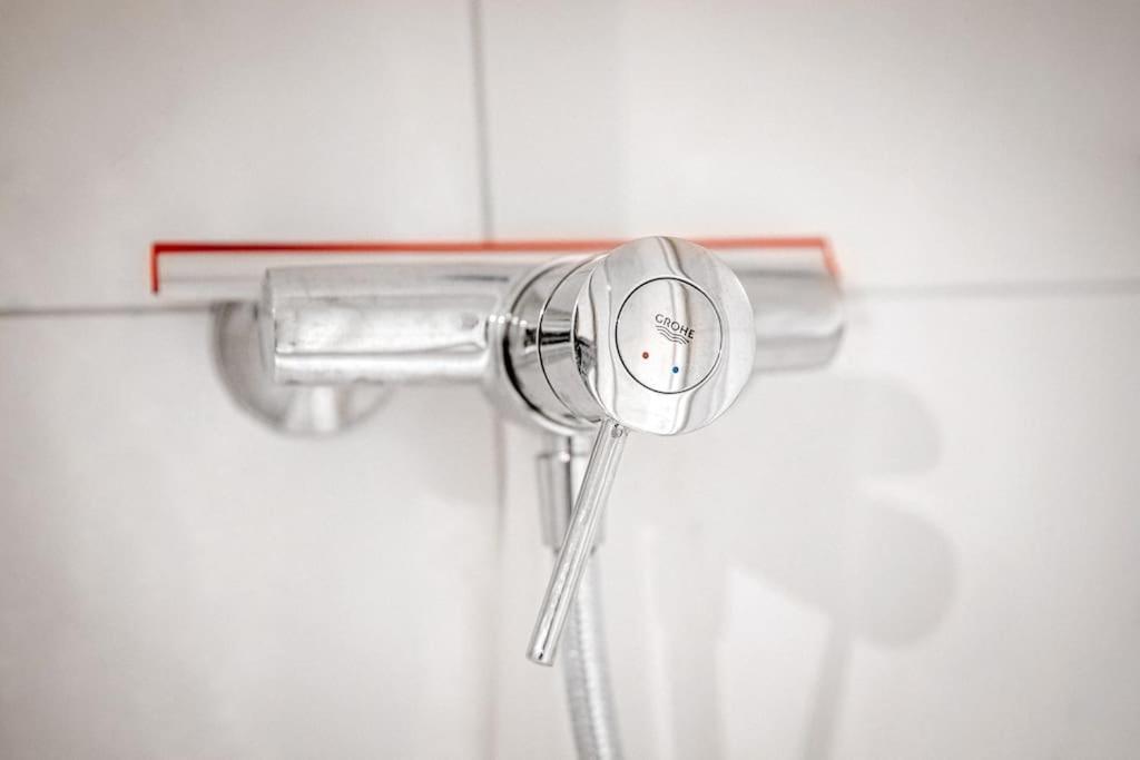 City-Appartement, Holtenauer Strasse Mit 24H Check-In Kiel Exteriör bild