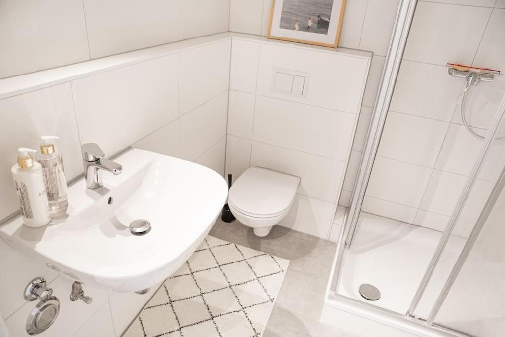 City-Appartement, Holtenauer Strasse Mit 24H Check-In Kiel Exteriör bild